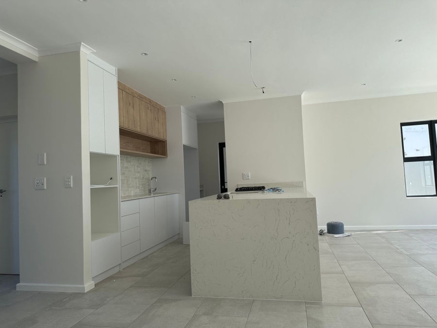 4 Bedroom Property for Sale in Sandown Western Cape